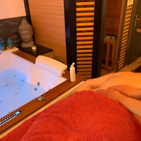 Nocleg ze śniadaniem L'atelier 3*