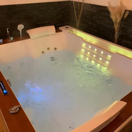 L'atelier Nocleg ze śniadaniem Codognan