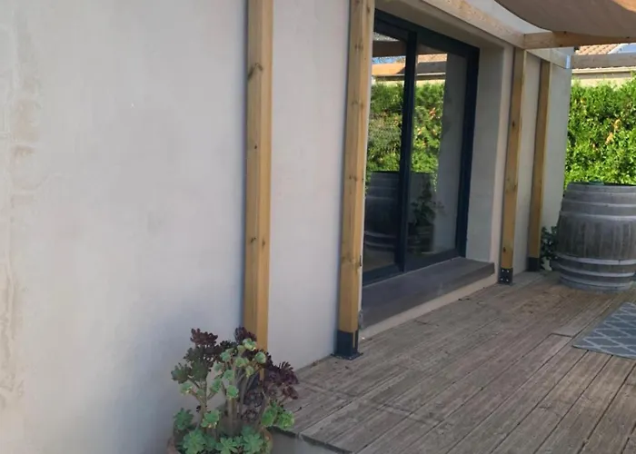 L'atelier Oda ve Kahvaltı Codognan